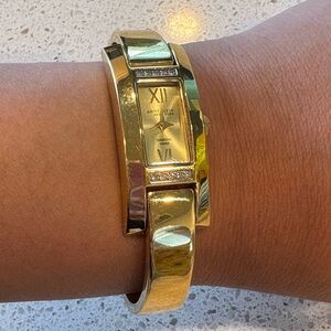 Anne Klein Wrist Watch  Ladies Watch Gold Tone NEEDs new battery